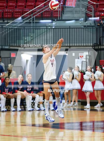 Thumbnail 1 in Allen vs. Byron Nelson (UIL 6A D1 Regional Semi-Final) photogallery.