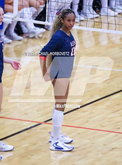 Thumbnail 3 in Allen vs. Byron Nelson (UIL 6A D1 Regional Semi-Final) photogallery.