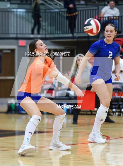 Thumbnail 3 in Allen vs. Byron Nelson (UIL 6A D1 Regional Semi-Final) photogallery.