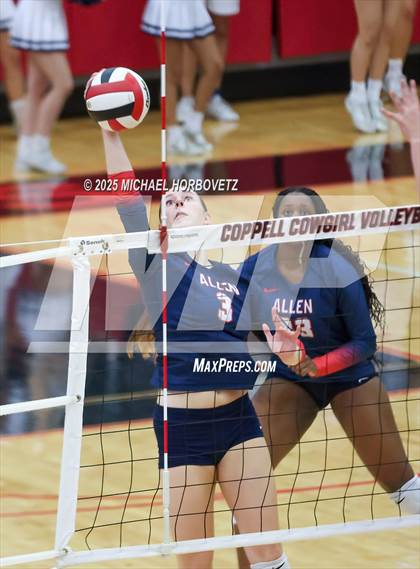 Thumbnail 1 in Allen vs. Byron Nelson (UIL 6A D1 Regional Semi-Final) photogallery.