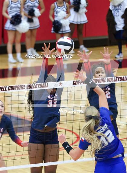 Thumbnail 3 in Allen vs. Byron Nelson (UIL 6A D1 Regional Semi-Final) photogallery.