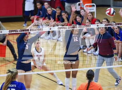 Thumbnail 2 in Allen vs. Byron Nelson (UIL 6A D1 Regional Semi-Final) photogallery.