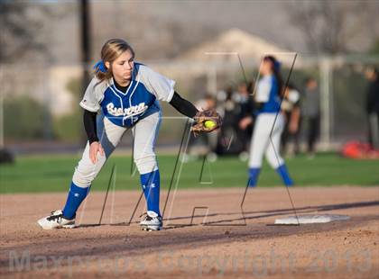 Thumbnail 3 in Sierra vs. Enochs photogallery.