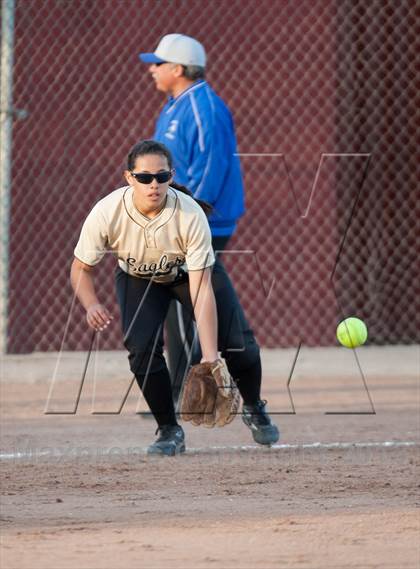 Thumbnail 3 in Sierra vs. Enochs photogallery.