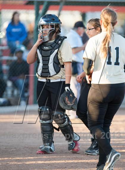 Thumbnail 2 in Sierra vs. Enochs photogallery.
