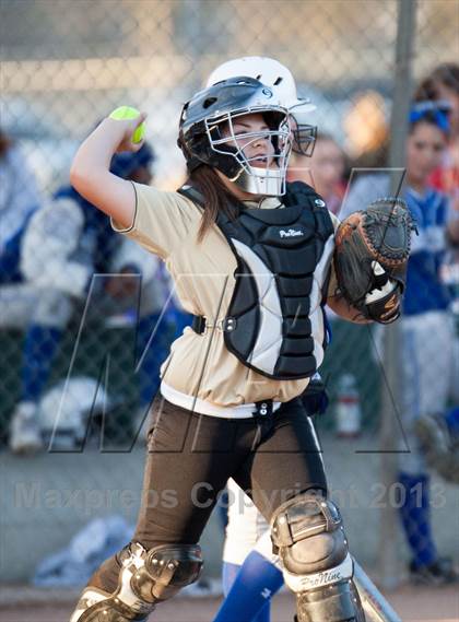 Thumbnail 2 in Sierra vs. Enochs photogallery.