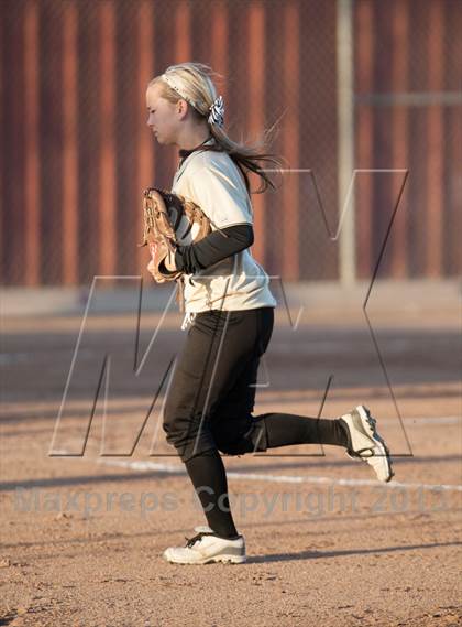 Thumbnail 3 in Sierra vs. Enochs photogallery.