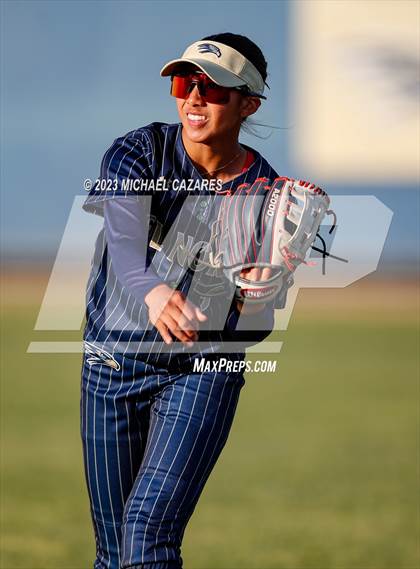 Thumbnail 3 in Torrey Pines @ Del Norte photogallery.