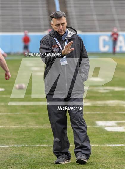 Thumbnail 3 in Charlotte Catholic vs. Jacksonville (NCHSAA 3A Championship) photogallery.