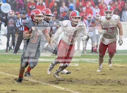 Thumbnail 3 in Charlotte Catholic vs. Jacksonville (NCHSAA 3A Championship) photogallery.