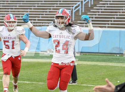 Thumbnail 3 in Charlotte Catholic vs. Jacksonville (NCHSAA 3A Championship) photogallery.