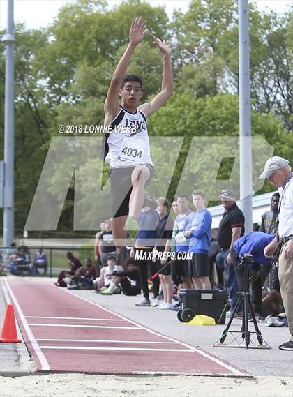 Thumbnail 3 in 51st Annual Loucks Games (Men's Long Jump) photogallery.