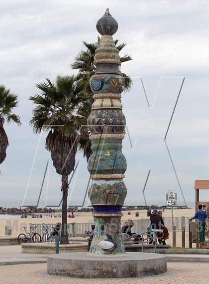 Thumbnail 2 in Oakwood vs. Pacifica Christian (@ Venice Beach) photogallery.