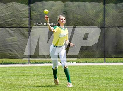 Thumbnail 1 in Floyd Central @ Avon photogallery.