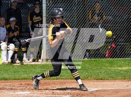 Thumbnail 2 in Floyd Central @ Avon photogallery.