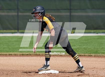 Thumbnail 2 in Floyd Central @ Avon photogallery.
