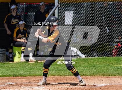 Thumbnail 1 in Floyd Central @ Avon photogallery.