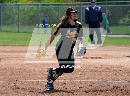 Thumbnail 1 in Floyd Central @ Avon photogallery.