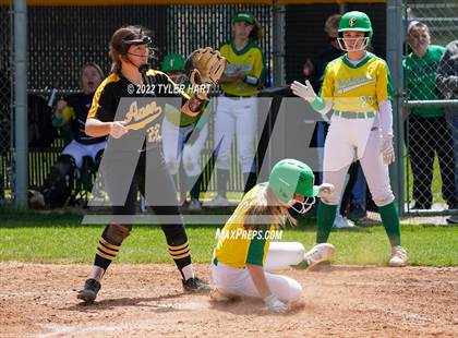Thumbnail 1 in Floyd Central @ Avon photogallery.