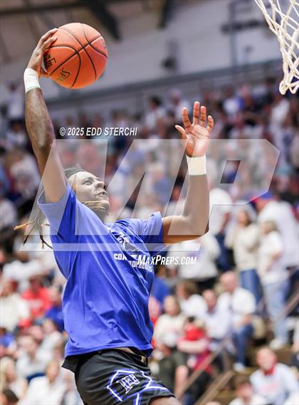 Thumbnail 3 in Adair County vs. North Hardin (KHSAA 5th Region Tournament) photogallery.