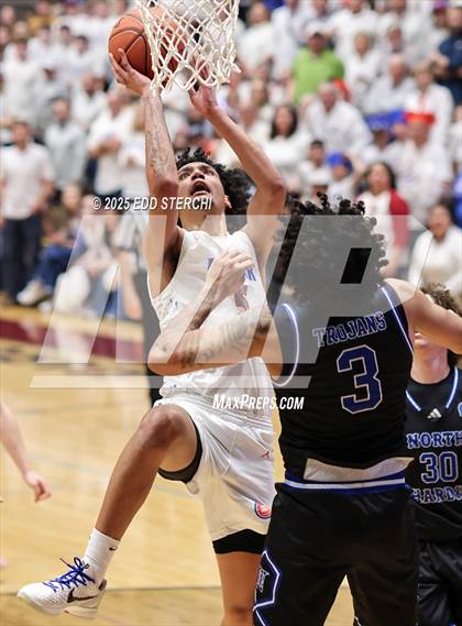 Thumbnail 2 in Adair County vs. North Hardin (KHSAA 5th Region Tournament) photogallery.