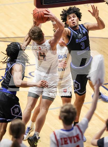 Thumbnail 3 in Adair County vs. North Hardin (KHSAA 5th Region Tournament) photogallery.