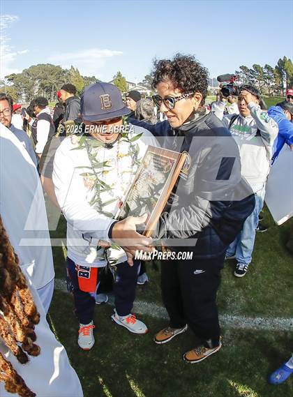 Thumbnail 2 in Washington vs. Balboa (CIF SF Final) photogallery.