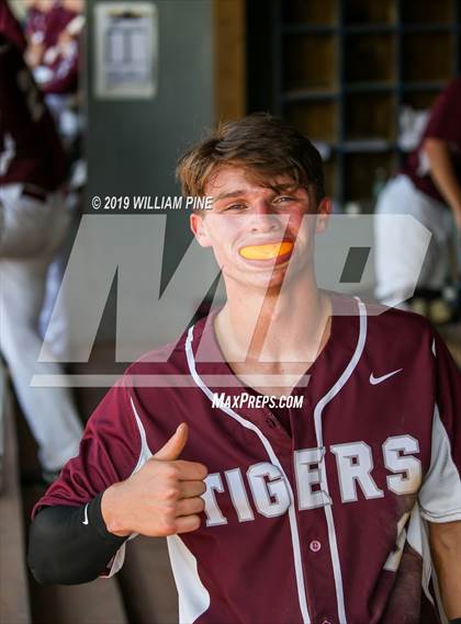 Thumbnail 3 in Kingston vs. Pine Bush (Section 9 Class AA Championship) photogallery.