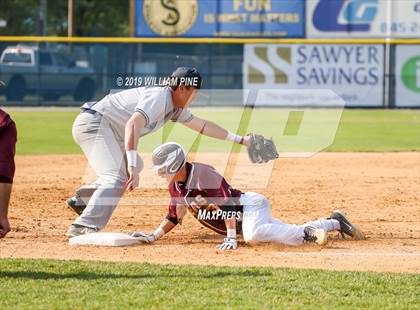 Thumbnail 2 in Kingston vs. Pine Bush (Section 9 Class AA Championship) photogallery.