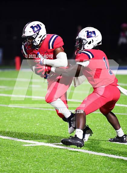 Thumbnail 2 in Albertville @ Bob Jones photogallery.