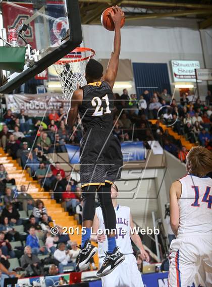Thumbnail 1 in Bridgehampton vs New York Mills (NYSPHSAA Class D Final) photogallery.