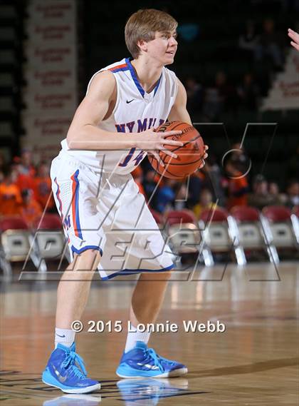 Thumbnail 3 in Bridgehampton vs New York Mills (NYSPHSAA Class D Final) photogallery.