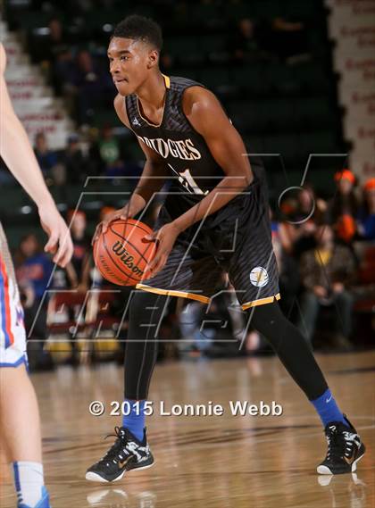 Thumbnail 3 in Bridgehampton vs New York Mills (NYSPHSAA Class D Final) photogallery.