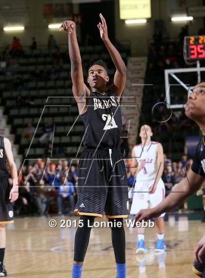 Thumbnail 3 in Bridgehampton vs New York Mills (NYSPHSAA Class D Final) photogallery.