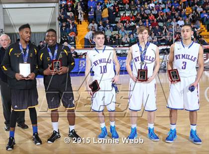 Thumbnail 1 in Bridgehampton vs New York Mills (NYSPHSAA Class D Final) photogallery.