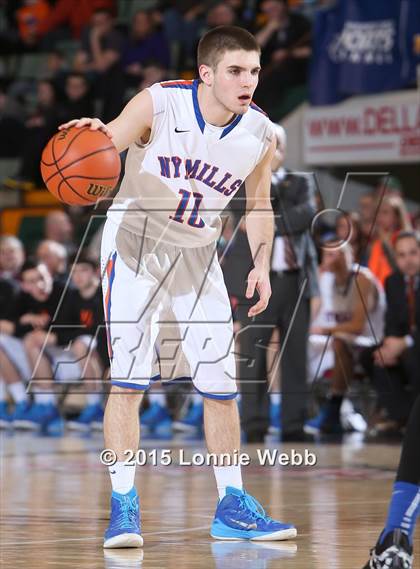 Thumbnail 2 in Bridgehampton vs New York Mills (NYSPHSAA Class D Final) photogallery.