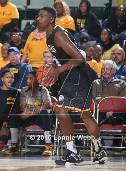 Thumbnail 1 in Bridgehampton vs New York Mills (NYSPHSAA Class D Final) photogallery.