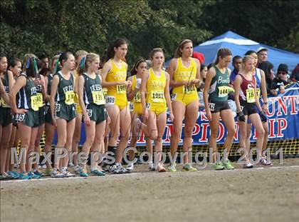 Thumbnail 3 in CIF State Cross Country Championships (D3 Girls) photogallery.