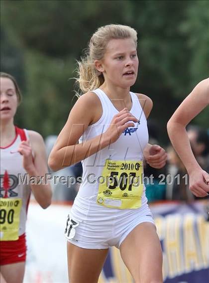 Thumbnail 3 in CIF State Cross Country Championships (D3 Girls) photogallery.