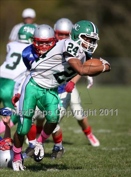 Thumbnail 2 in Tolland vs. Northwest Catholic photogallery.