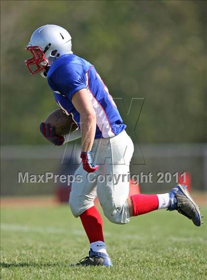 Thumbnail 2 in Tolland vs. Northwest Catholic photogallery.