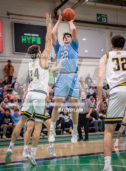 Thumbnail 3 in York vs Medomak Valley (MPA Class B South Finals) photogallery.
