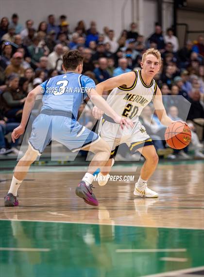 Thumbnail 2 in York vs Medomak Valley (MPA Class B South Finals) photogallery.