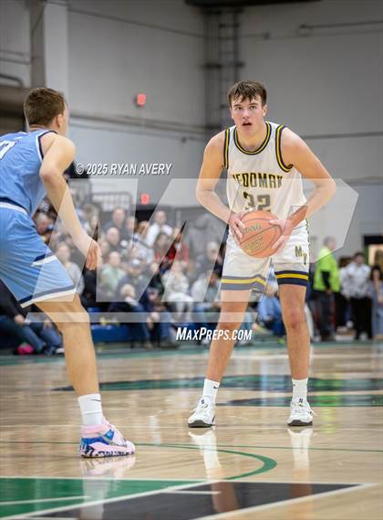 Thumbnail 2 in York vs Medomak Valley (MPA Class B South Finals) photogallery.