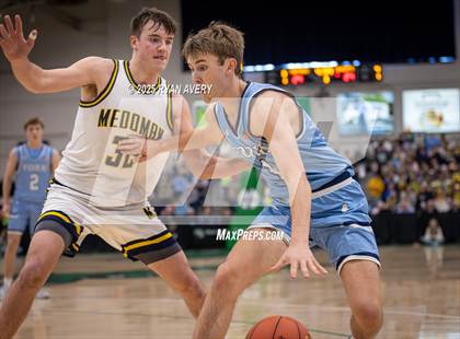 Thumbnail 3 in York vs Medomak Valley (MPA Class B South Finals) photogallery.