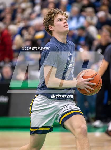 Thumbnail 3 in York vs Medomak Valley (MPA Class B South Finals) photogallery.