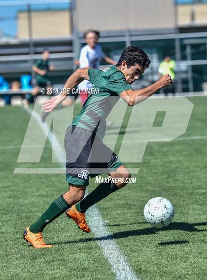 Thumbnail 1 in Lee [Robert E.] vs Reagan [Ronald] (Class 6A Region 4 Final) photogallery.
