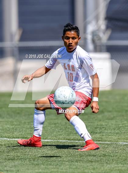 Thumbnail 3 in Lee [Robert E.] vs Reagan [Ronald] (Class 6A Region 4 Final) photogallery.