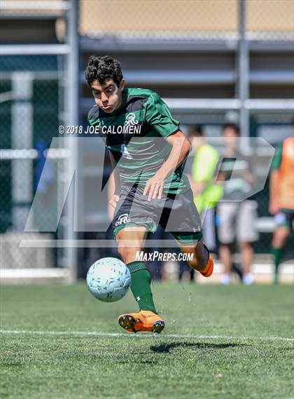 Thumbnail 3 in Lee [Robert E.] vs Reagan [Ronald] (Class 6A Region 4 Final) photogallery.