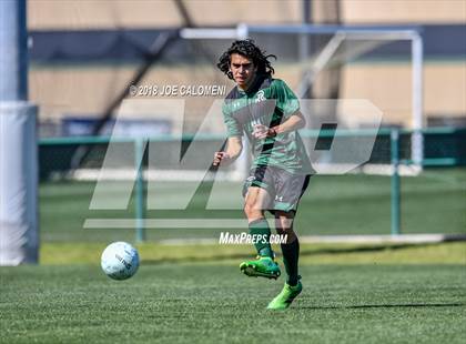 Thumbnail 2 in Lee [Robert E.] vs Reagan [Ronald] (Class 6A Region 4 Final) photogallery.